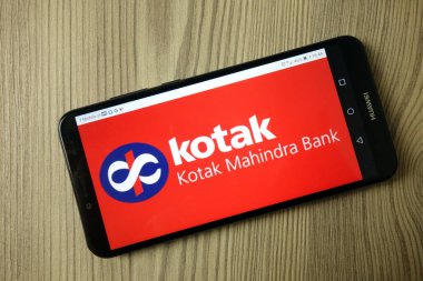 Konskie, Polonya - 21 Aralık 2019: Kotak Mahindra Bank logosu