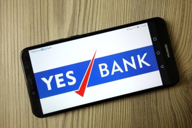Konskie, Polonya - 21 Aralık 2019: Cep telefonunda Bank Limited logosu