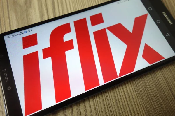 Konskie, polen - 21. Dezember 2019: iflix service logo auf handy — Stockfoto