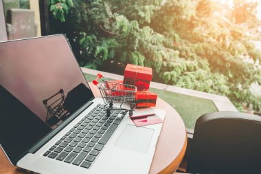 Kredi kart kavramı ile online alışveriş