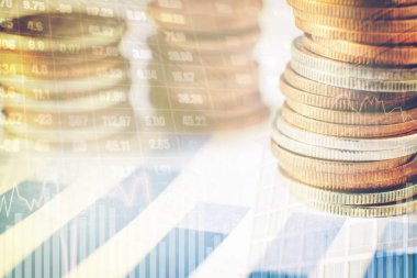 Satırları için Finans ve bankacılık dijital stoktaki sikkelerin üzerinde grafik 