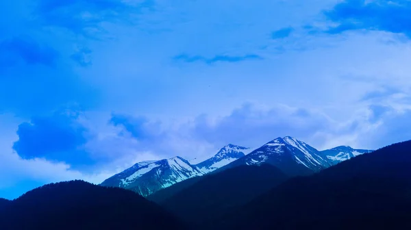 Фото із зображенням красивою moody морозний краєвид. Європейська alp — стокове фото