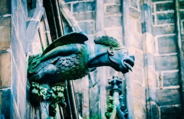 Çek mimari, korkutucu gargoyle heykel, Gotik Tapınağı deco