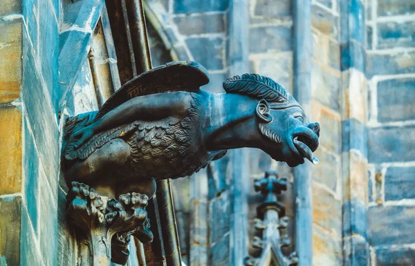 Çek mimari, korkutucu gargoyle heykel, Gotik Tapınağı deco