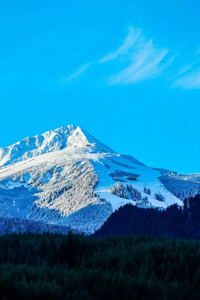 Balkan, Todorka bergtop, skipistes, bedekt met sneeuw. B — Stockfoto