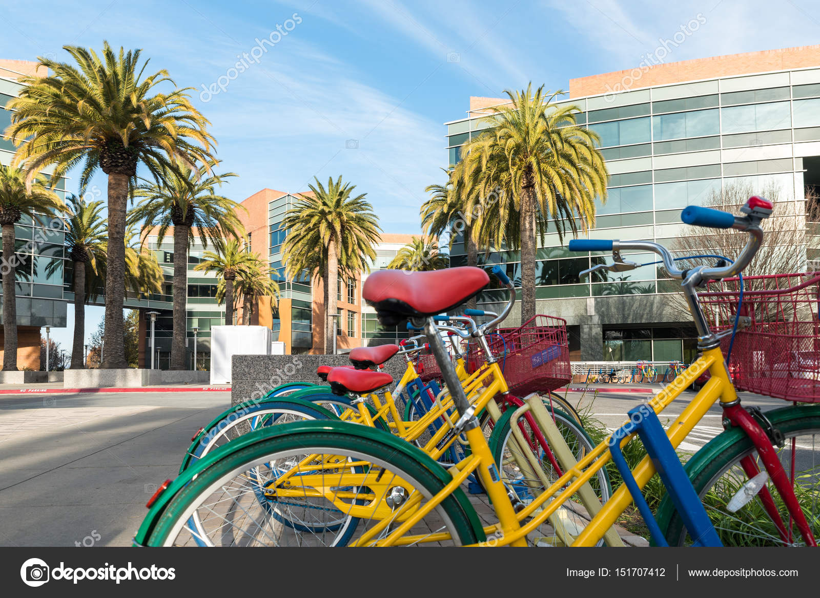 Googleplex-구글 본사에서 자전거 - 스톡 에디토리얼 사진 © spvvk ...