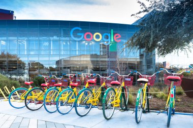 Googleplex - Google merkezinin motosiklet