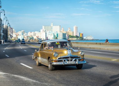 Havana Küba Malecón Retro araba