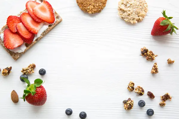 Delicious Sandwich Creamy Cheese Fresh Strawberry Healthy Oatmeal Cookies White — Stock Photo, Image