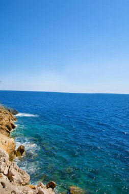 Güzel, mavi deniz, Fransız Rivierası, Cote d 'Azur veya Azure Sahili. 