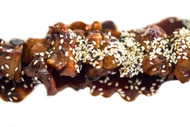 Mutfakta, oturma odasında bitki yetiştirme.