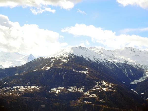 Alpen Der Schweiz Moritz Schöne Schneebedeckte Gipfel Platz Mit Luxus — Stockfoto