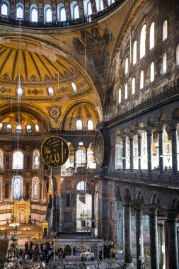 İstanbul, Türkiye - 27 Ekim 2017. İçerideki Hagia Sofya müzesi.. 