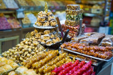 Fıstıklı, ballı ve cevizli Türk tatlısı Baklava. Lezzetli Türk lezzetleri. 