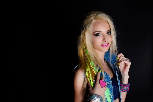 Güzel kız, sarışın, Klasik Stüdyo