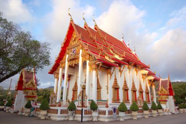 Güzel bir Budist Kilisesi, Chalong Tapınağı Phuket Tayland