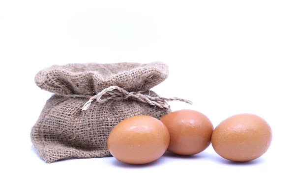 yumurta beyaz arka plan ile 