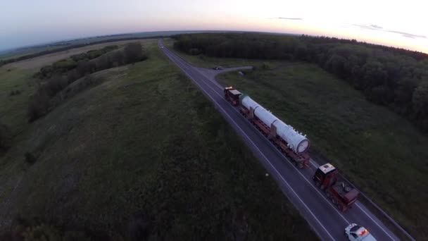 Transport de grandes marchandises Vidéo De Stock