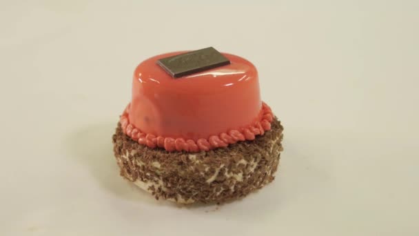 Demonstration av det exklusiva cupcake — Stockvideo