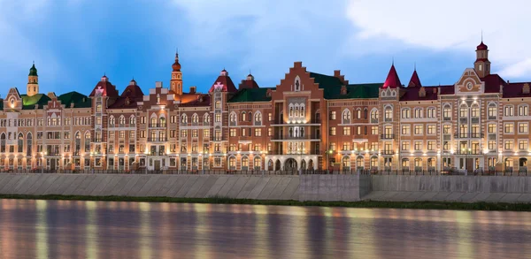 Yoshkar-Ola cidade The Embankment Bruges. Rússia — Fotografia de Stock