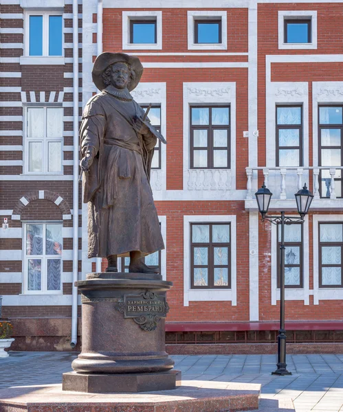 レンブラントの記念碑。ヨシュカル ・ オラ ロシア市 — ストック写真