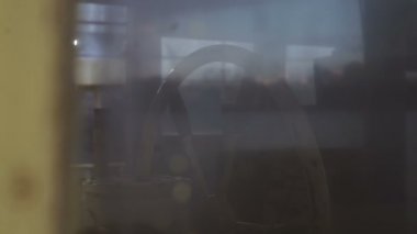 Bir direksiyon ile eski kaptanları kabin