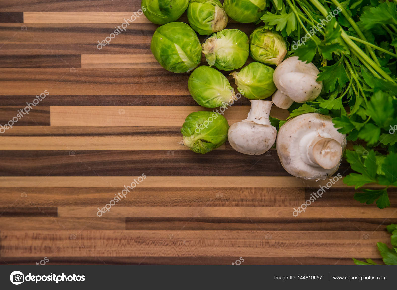 木の上の野菜 バイオの健康食品 ハーブやスパイス 有機 ストック写真 C Dragana Stock Gmail Com 木の上の野菜 バイオの健康食品 ハーブやスパイス 有機 ストック写真 C Dragana Stock Gmail Com