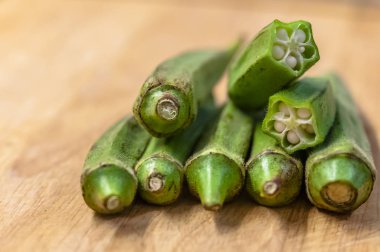 Organik sağlıklı bamya