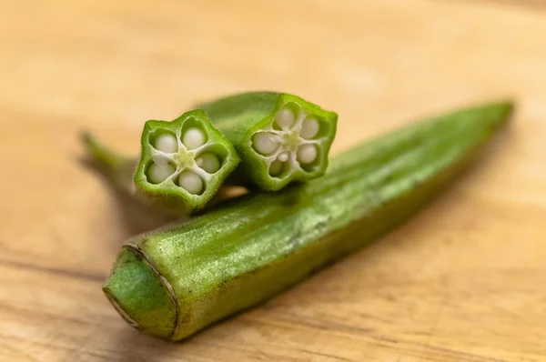 Okra saudável orgânico — Fotografia de Stock