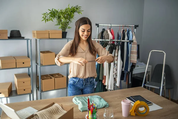 Propietario Vendedor Línea Compras Línea Creación Empresas Concepto Pyme Joven —  Fotos de Stock