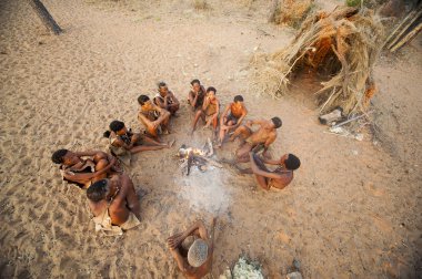 Ju /'Hoansi-San Bushmen Grashoek, Namibia,