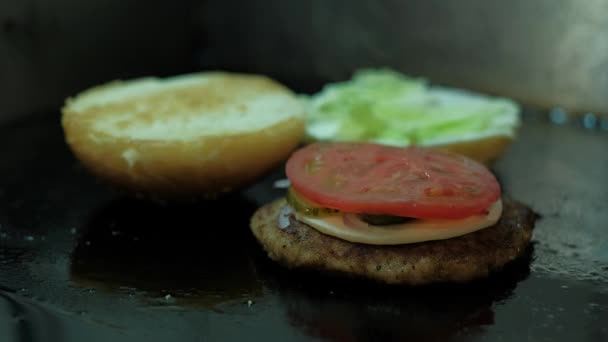 Burger timelapse pişirme — Stok video