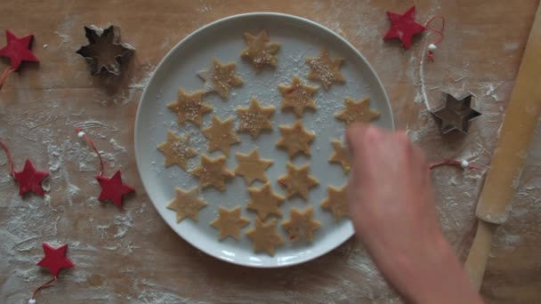 Traditionele zelfgemaakte kerst dessert — Stockvideo