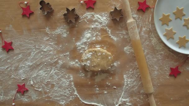 Timelapse. Traditionele zelfgemaakte kerst dessert — Stockvideo