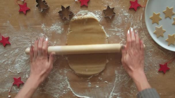 Традиційний домашній різдвяний десерт — стокове відео