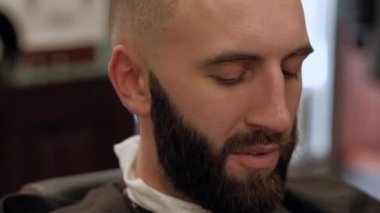 Berber Dükkanı erkekte