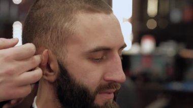 Berber Dükkanı erkekte