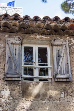 Eski Kale Cannes 'daki Eski Pencere