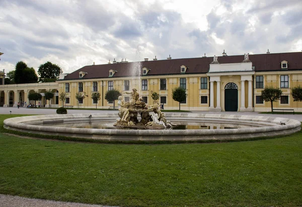 Brunnen Schnbrunn Palais Wien Österreich — Stockfoto