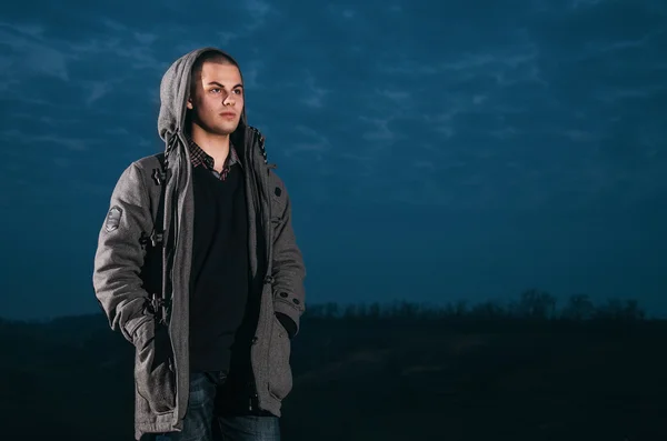 doğa bir ceket bir adam