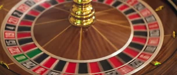 Spinning roulette and the ball in it — Stock Video
