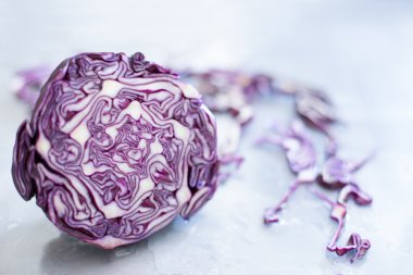 Taze kırmızı lahana. Yakın çekim. Makro