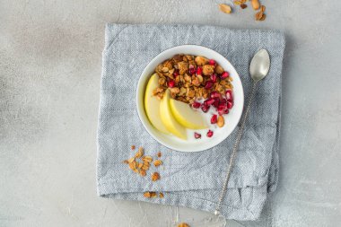 sağlıklı kahvaltı. granola