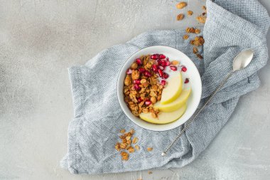 sağlıklı kahvaltı. granola