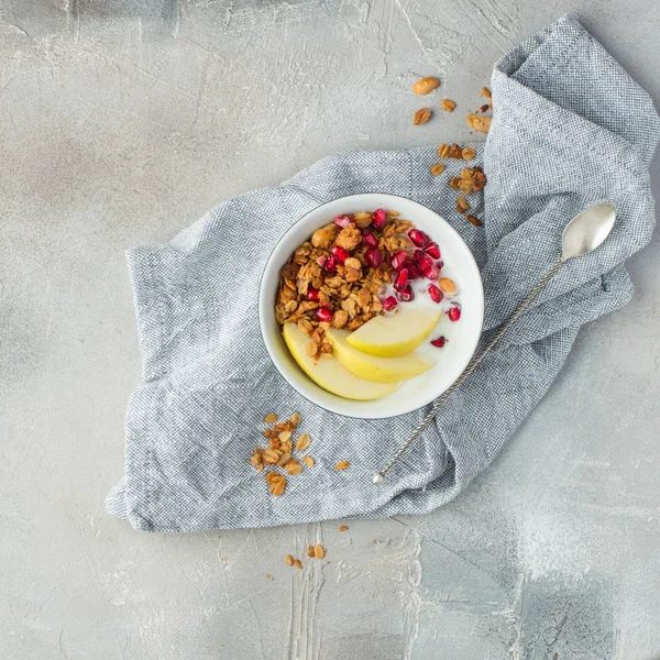 Healthy breakfast. Granola — Stock Photo, Image