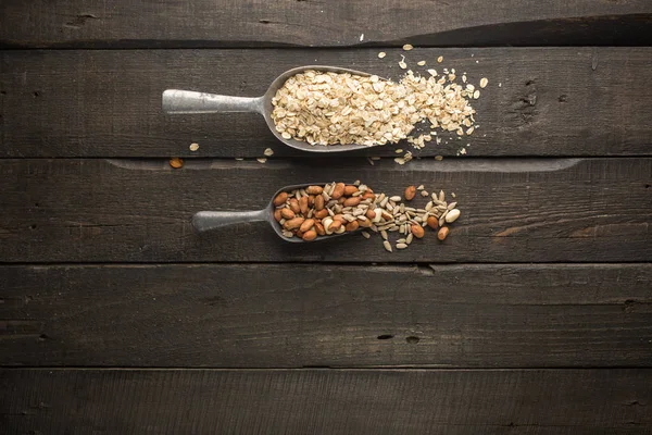 Natural Products Iron Vintage Scoops Wooden Granary Boards Hercules Flakes — Stock Photo, Image