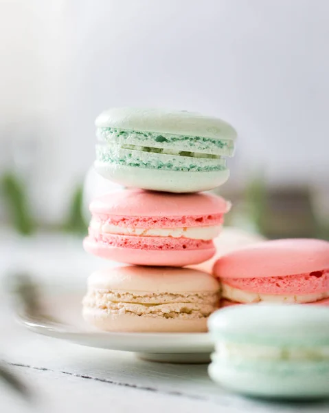 Colorful French Italian Macarons Stack White Plate Put Wood Table — Stock Photo, Image