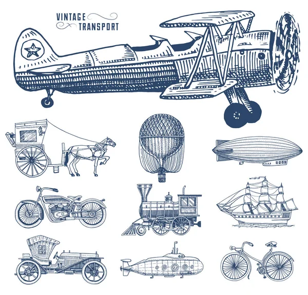 Submarino, barco y coche, moto, carro tirado por caballos. dirigible o dirigible, globo, mazorca de maíz de aviones, locomotora. mano grabada dibujada en estilo de boceto antiguo, transporte de pasajeros vintage. — Vector de stock