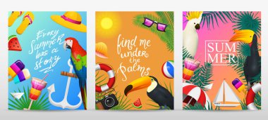 Deniz yaz kartları. Sahilde deniz tatil. Tropikal bitki ve kuş, kamera ve çapa, milkshake, şezlong, Tukan ve papağan. Poster veya arka plan. Retro seyahat. Denizde Vintage tatil.