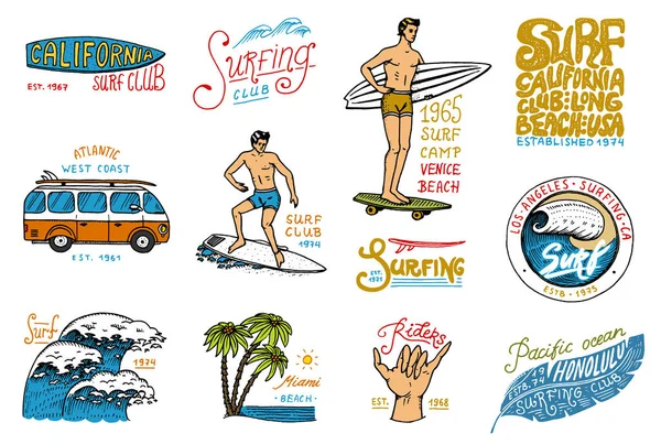 冲浪徽章, 波浪, 棕榈树和海洋。热带和加利福尼亚。冲浪板上的人, 夏天在海滩和大海上。刻徽手画。横幅或海报。夏威夷运动. — 图库矢量图片